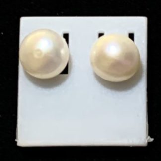 White Pearl Earring